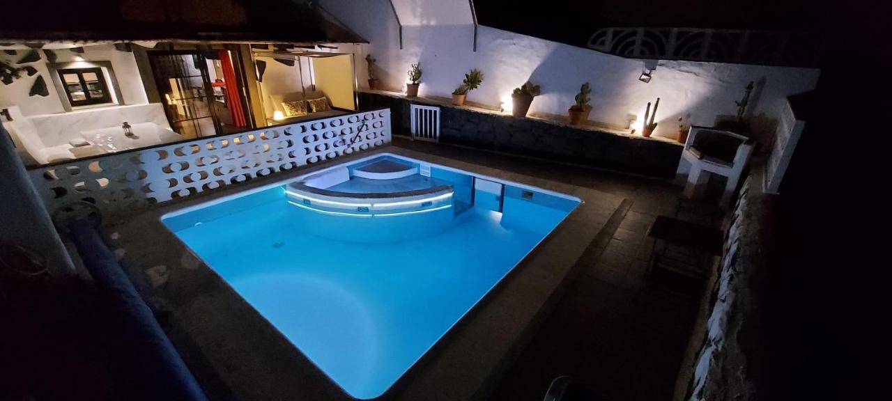 Aloelux Villa !! - Private Villa With Pool , Jacuzzi, Cinema, Massage ,Wonderful View, Art Desing Villa Tías Kültér fotó