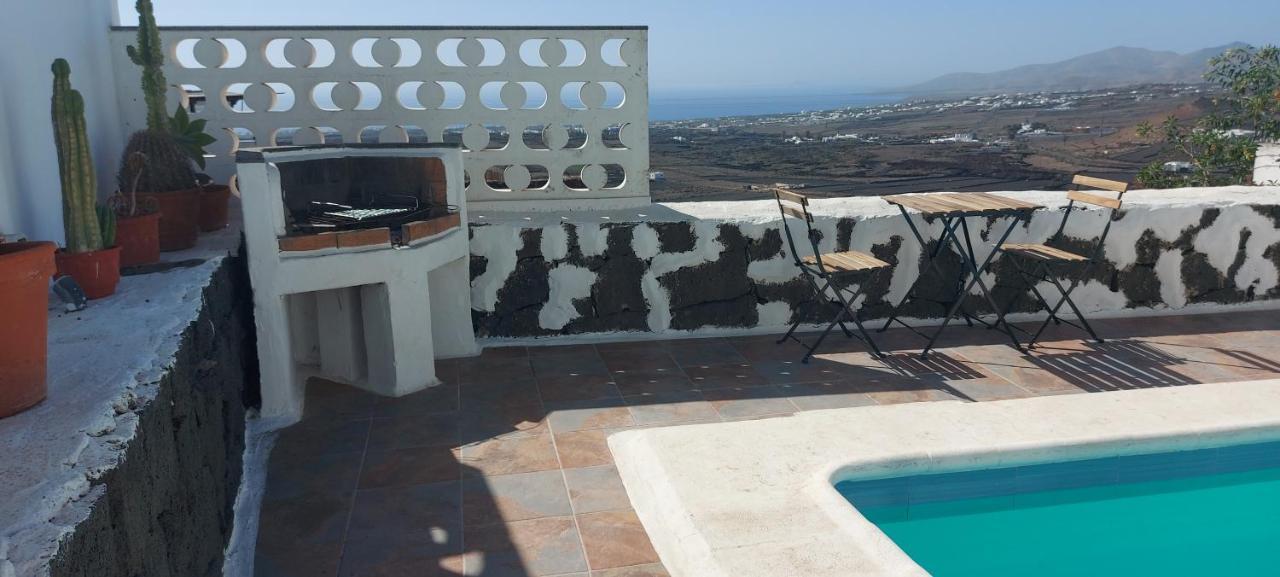 Aloelux Villa !! - Private Villa With Pool , Jacuzzi, Cinema, Massage ,Wonderful View, Art Desing Villa Tías Kültér fotó